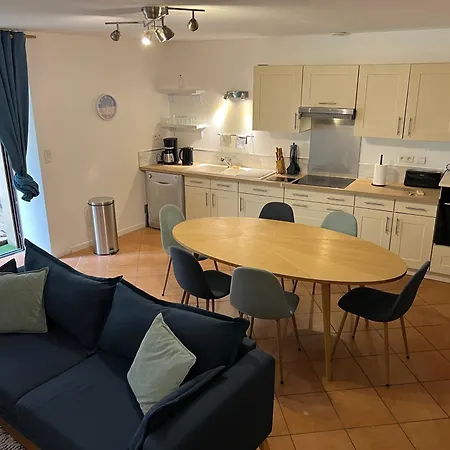 Apartamento Triplex A De Glun
